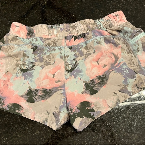Fabletics shorts - Flowers Size Medium - Picture 3 of 5